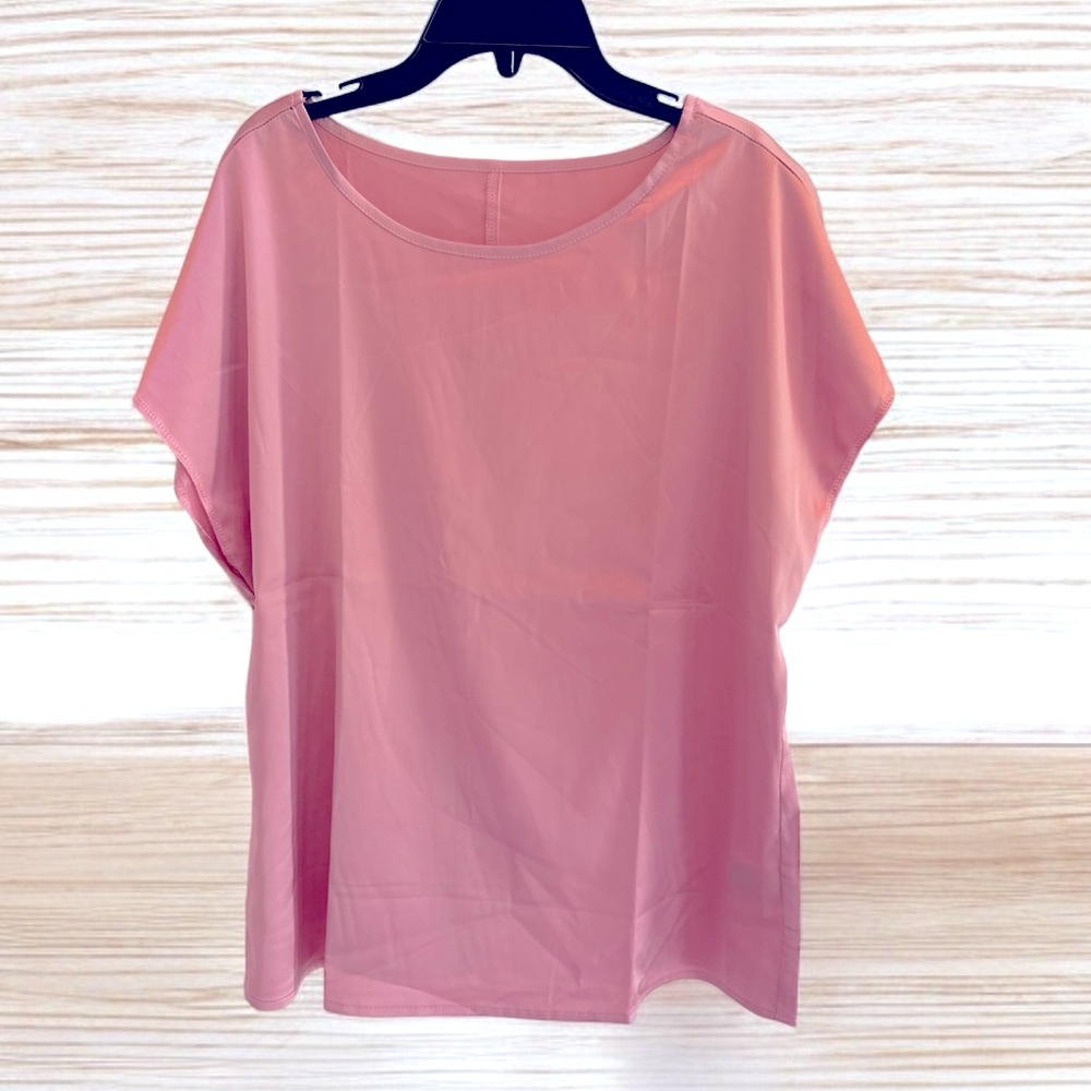 Pink Lightweight Batwing Blouse. Lined Round Neckline. Various Sizes. BNWT.